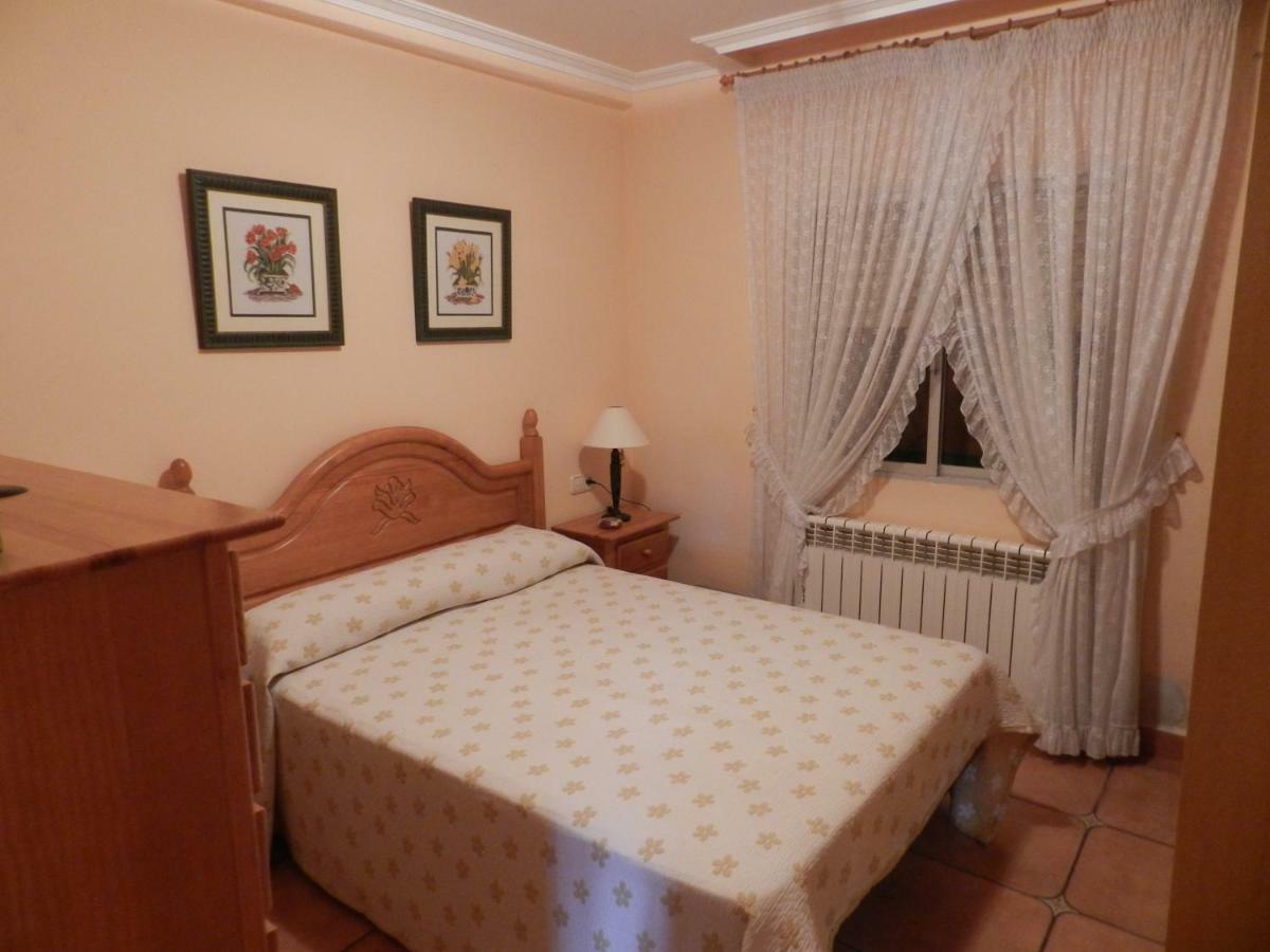 فيلا تيرويلفي Chalet Puerta Castralvo المظهر الخارجي الصورة